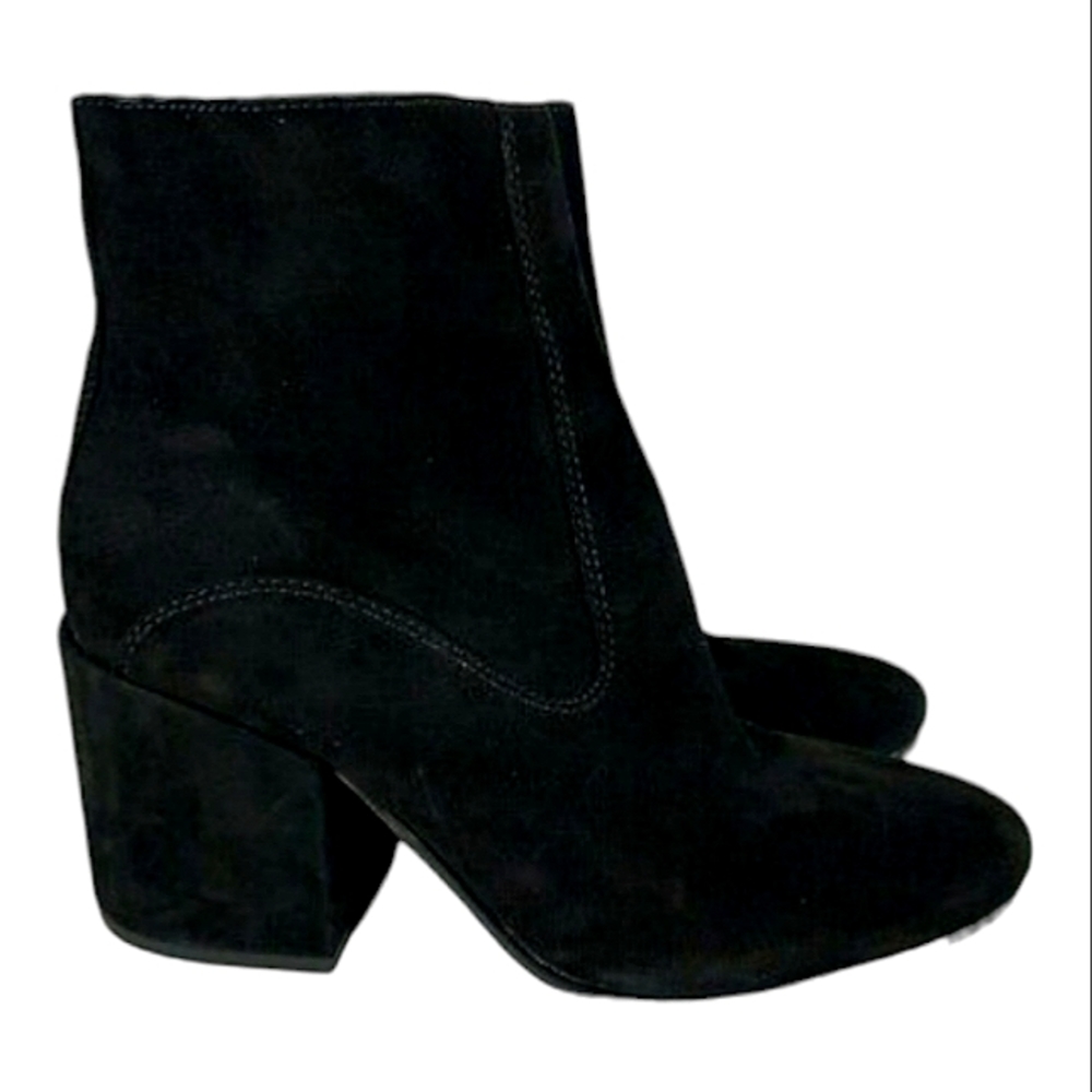 LUCKY BRAND BLACK SUEDE ANKLE BOOTS NIB - Picture 1 of 6